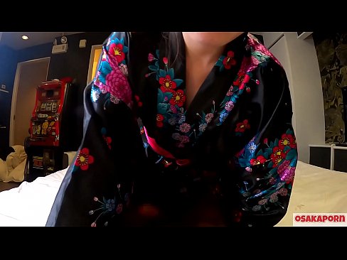 ❤️ Keçika ciwan a cosplay ji seksê hez dike ku bi orgazmê bi şûjinek di hespêk û blowjob de. Keçika Asyayî ya bi pisîka porî û bi cil û bergên kevneşopî yên Japonî di vîdyoya amator de ku masturbasyona bi pêlîstokên qijikê nîşan dide. Sakura 3 OSAKAPORN. ☑ Porno vk li me ﹏
